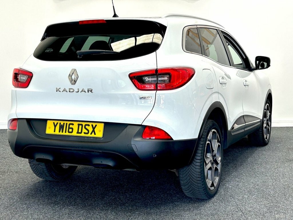 Renault Kadjar 1.6L Dynamique S Nav YW16DSX White #3