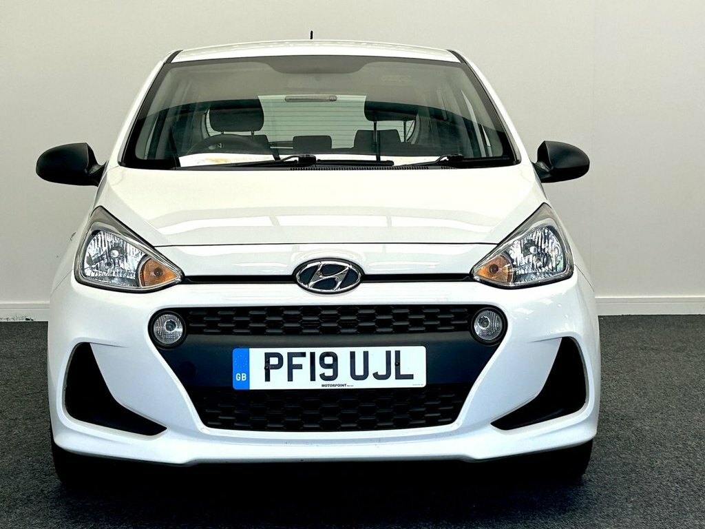 Hyundai I10 Hatchback PF19UJL White #2