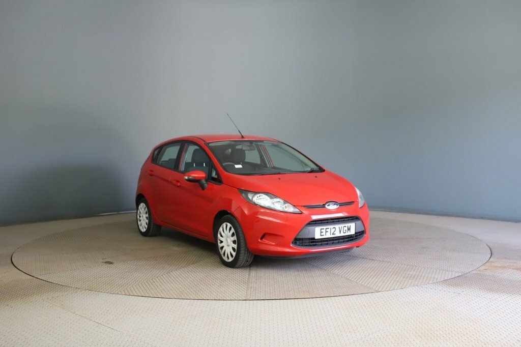 Ford Fiesta 1.3L Edge Red