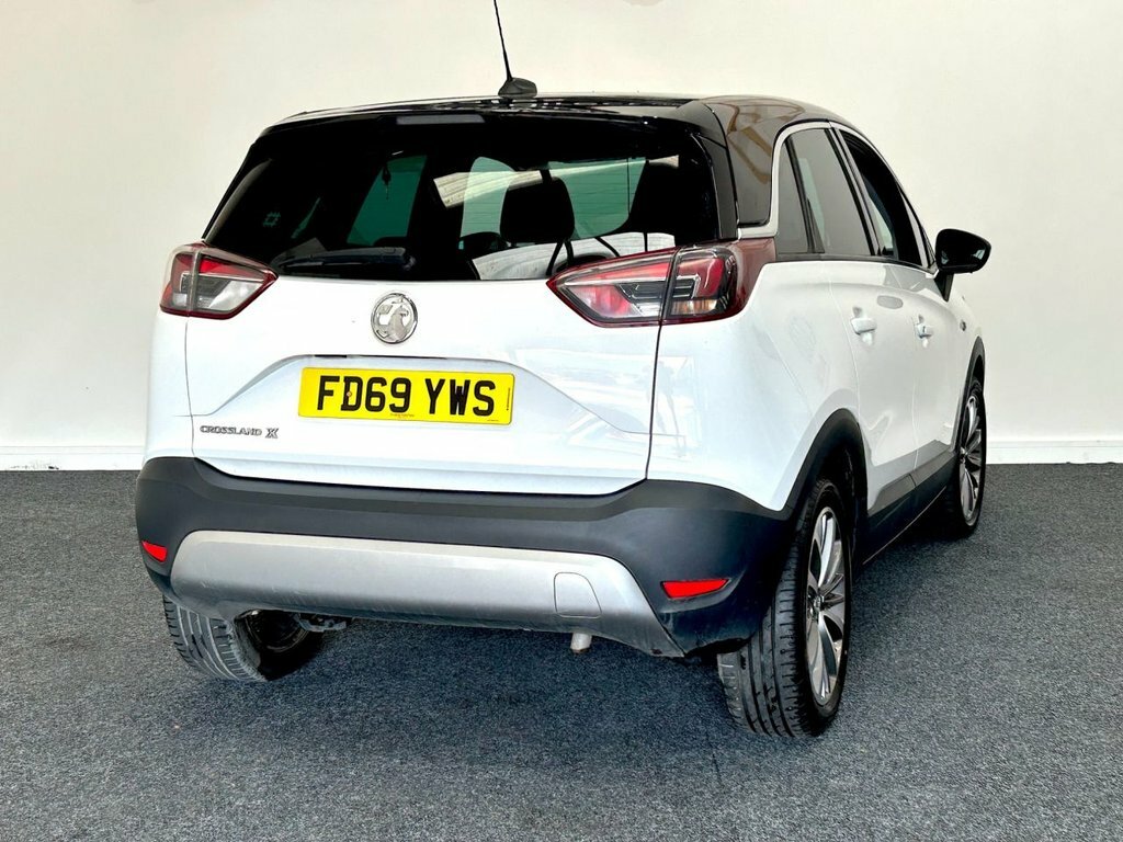 Vauxhall Crossland X 1.2L Sport FD69YWS White #4