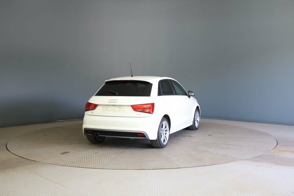 Audi A1 1.4L S Line White #4