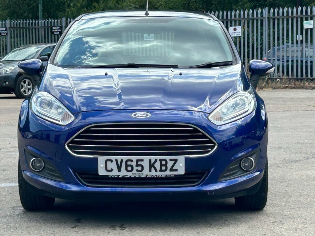 Ford Fiesta Hatchback CV65KBZ Blue #2