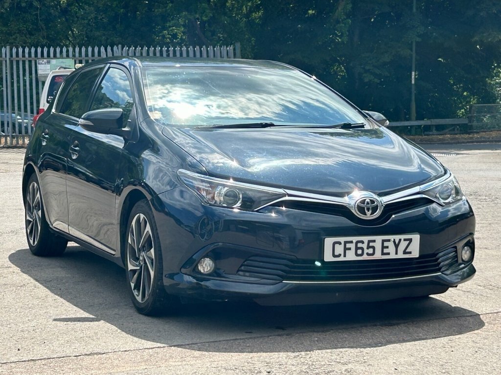 Toyota Auris Hatchback Grey