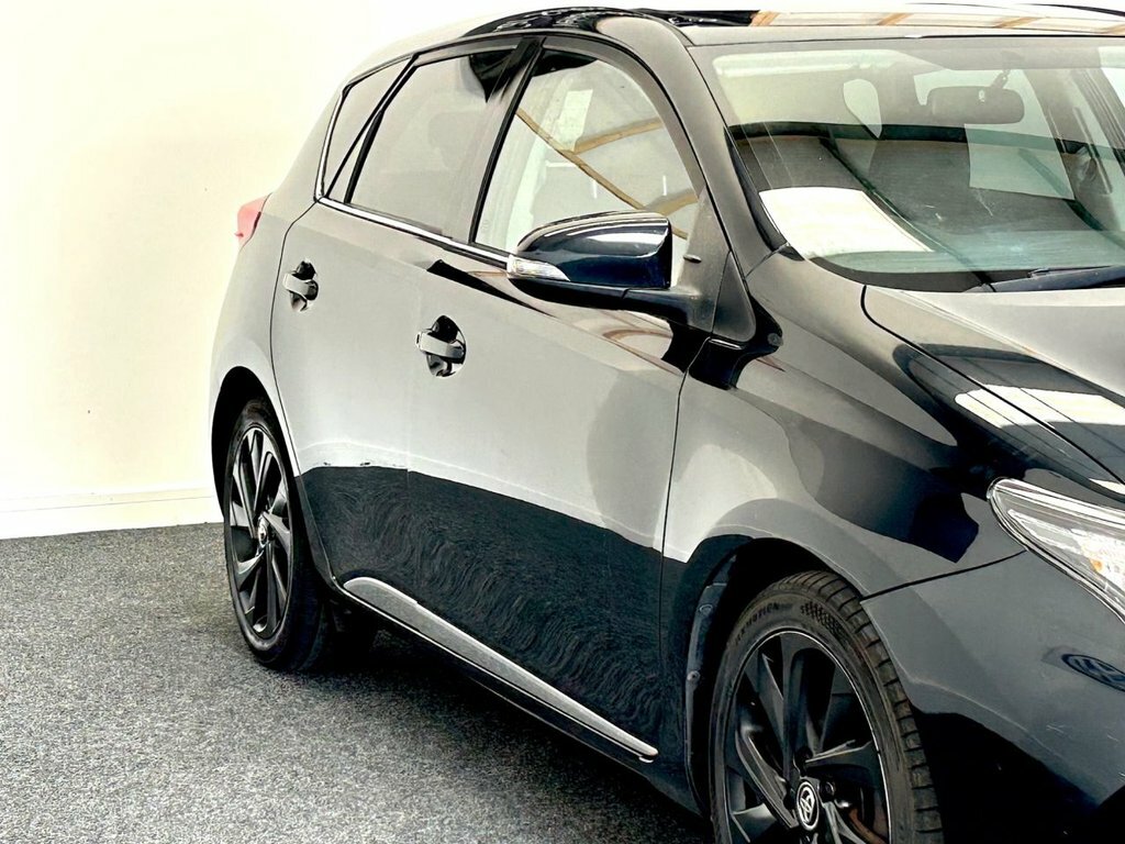Toyota Auris Hatchback Grey #6