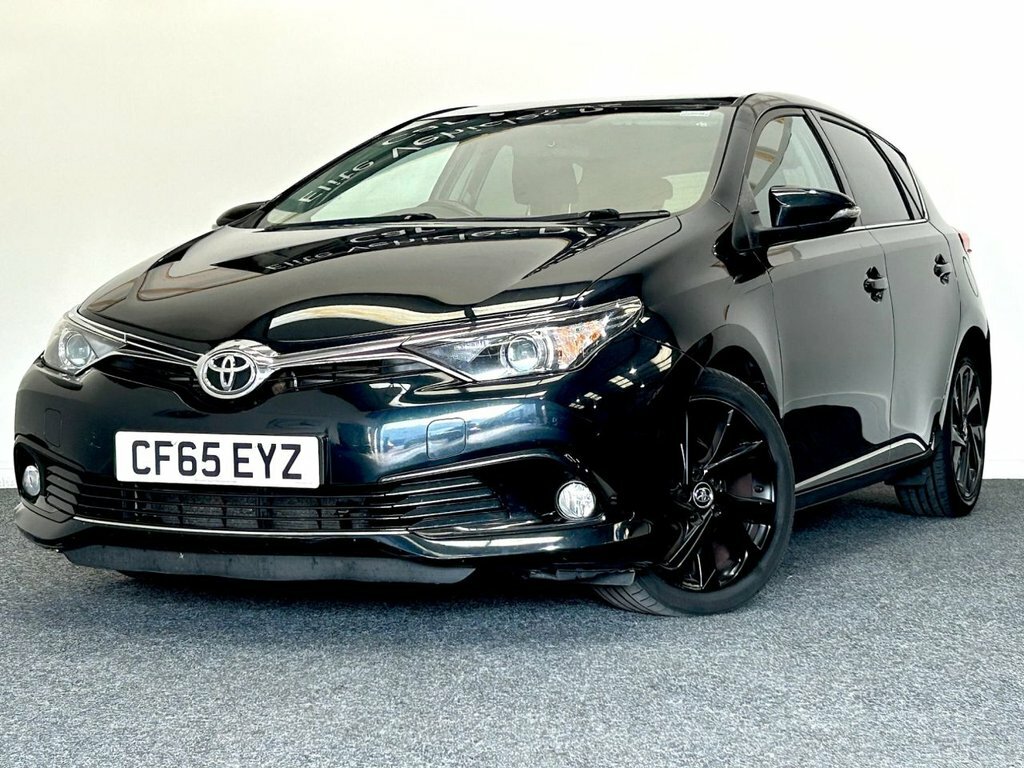 Toyota Auris Hatchback Grey
