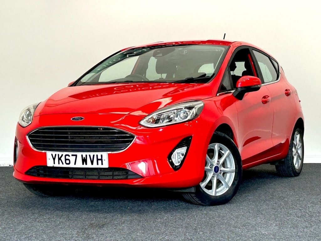 Ford Fiesta 1.1L Zetec Red
