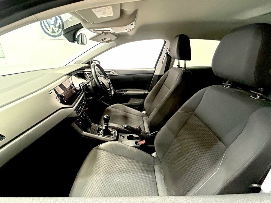 Volkswagen Polo Se Black #18
