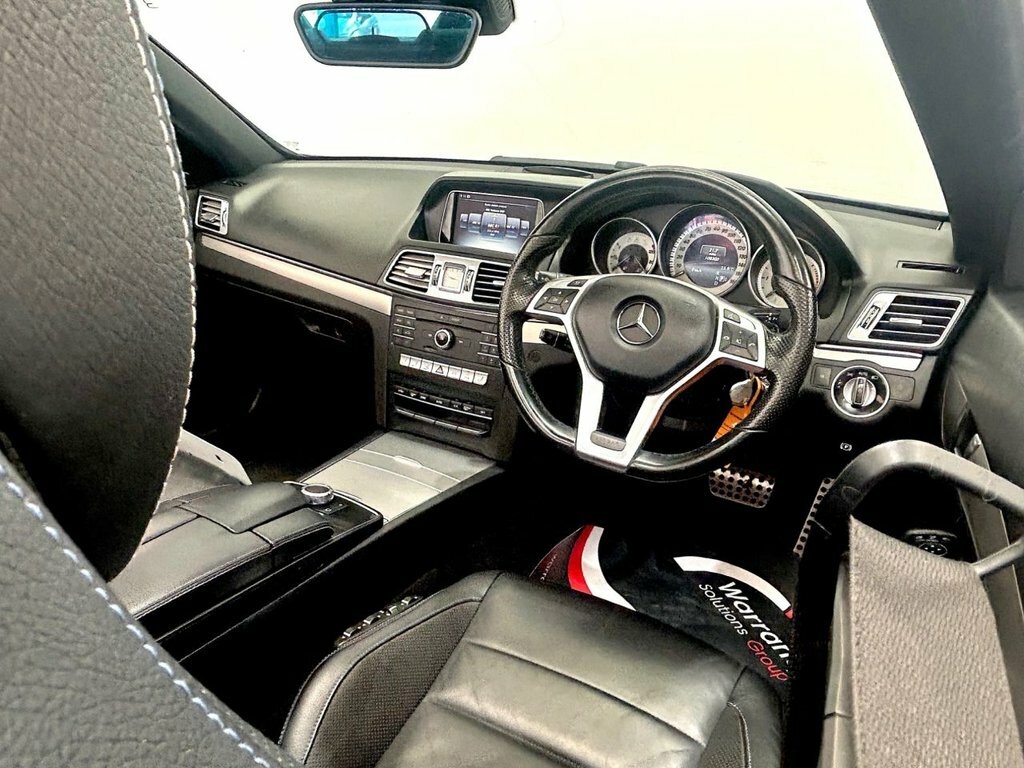 Mercedes-Benz E Class Mercedes E220d Amg Line Edition 7G-tronic Cabr White #13
