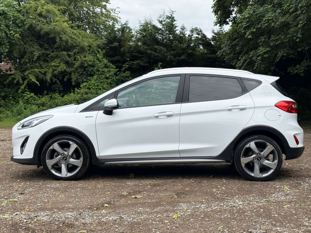 Ford Fiesta 1.0T Ecoboost Gpf Active 1 Hatchback WR19PPU White #5