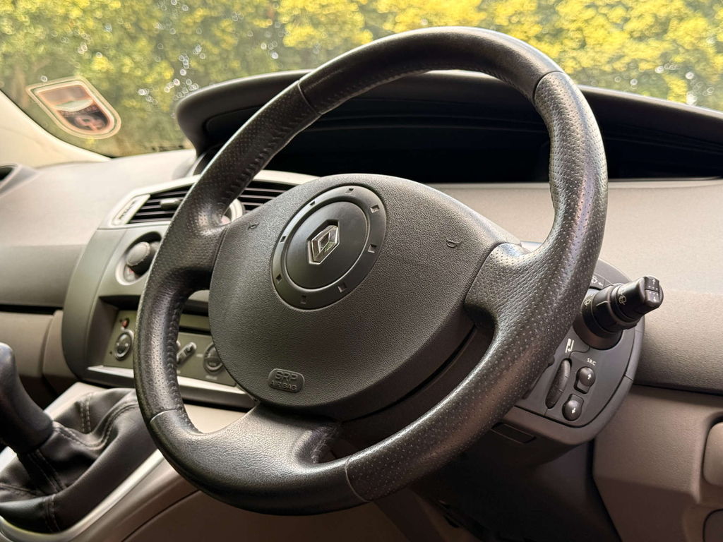 Renault Scenic Mpv Grey #18