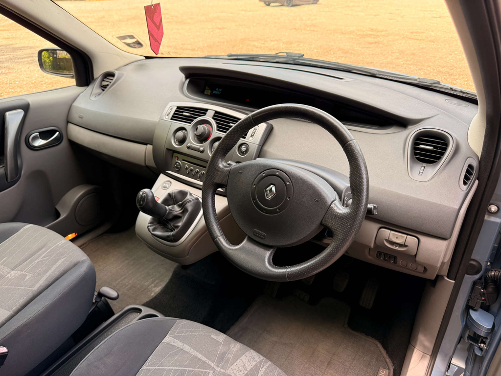 Renault Scenic Mpv Grey #16