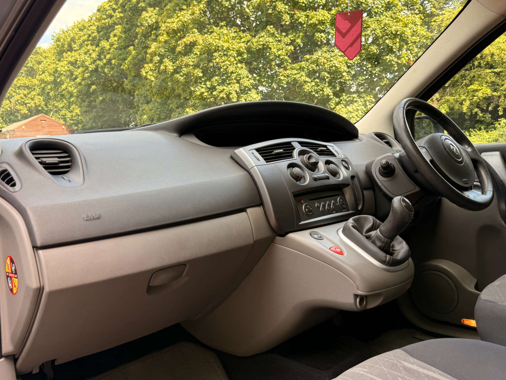 Renault Scenic Mpv Grey #4