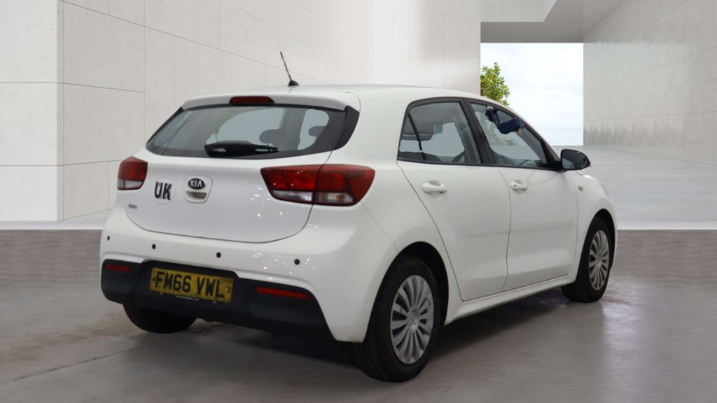 Kia RIO 1.25 1 Hatchback Euro 6 Ss White #4