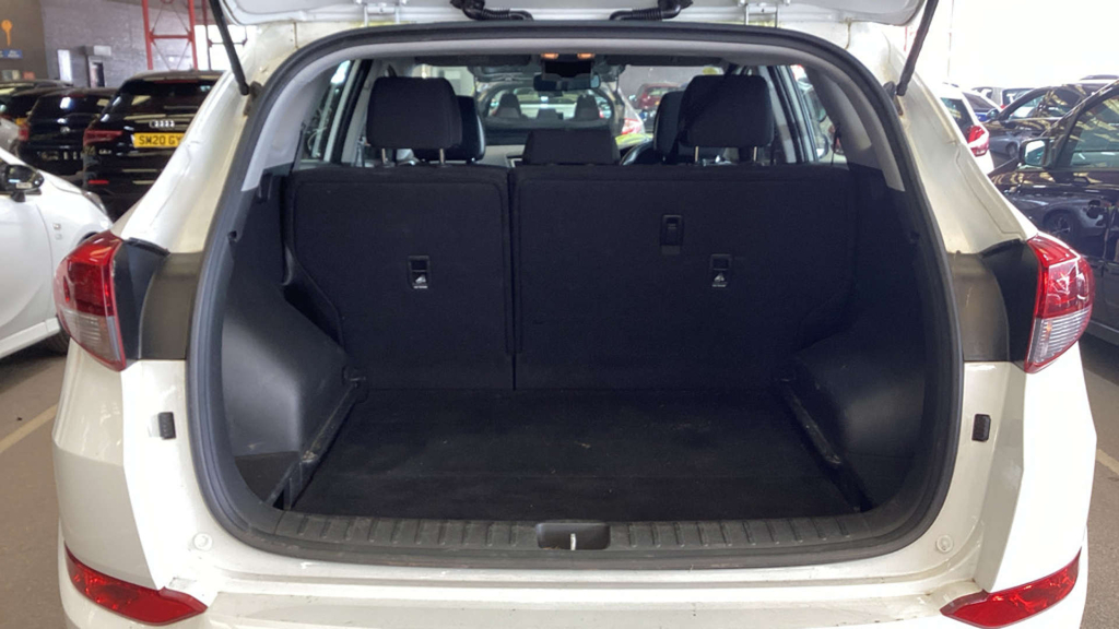 Hyundai Tucson Suv Silver #7