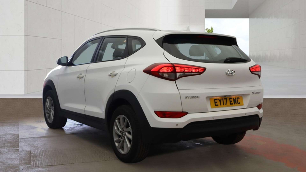 Hyundai Tucson Suv Silver #3