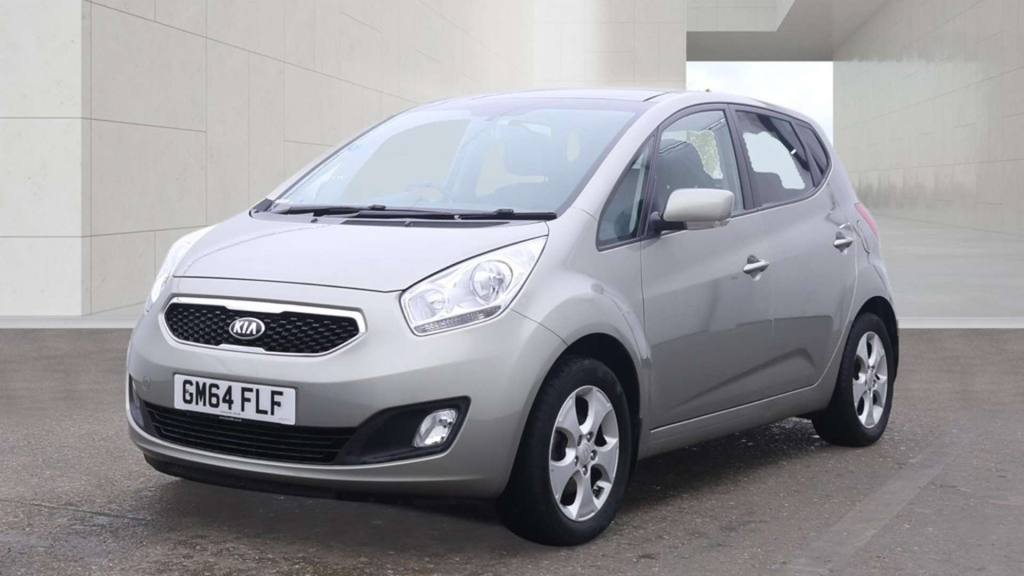 Kia Venga Mpv Silver #2