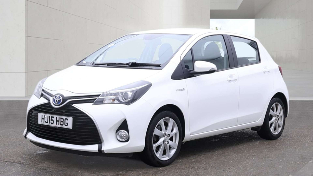 Toyota Yaris Vvt-h Excel Hatchback Hybrid E-cvt Euro 6 White #2