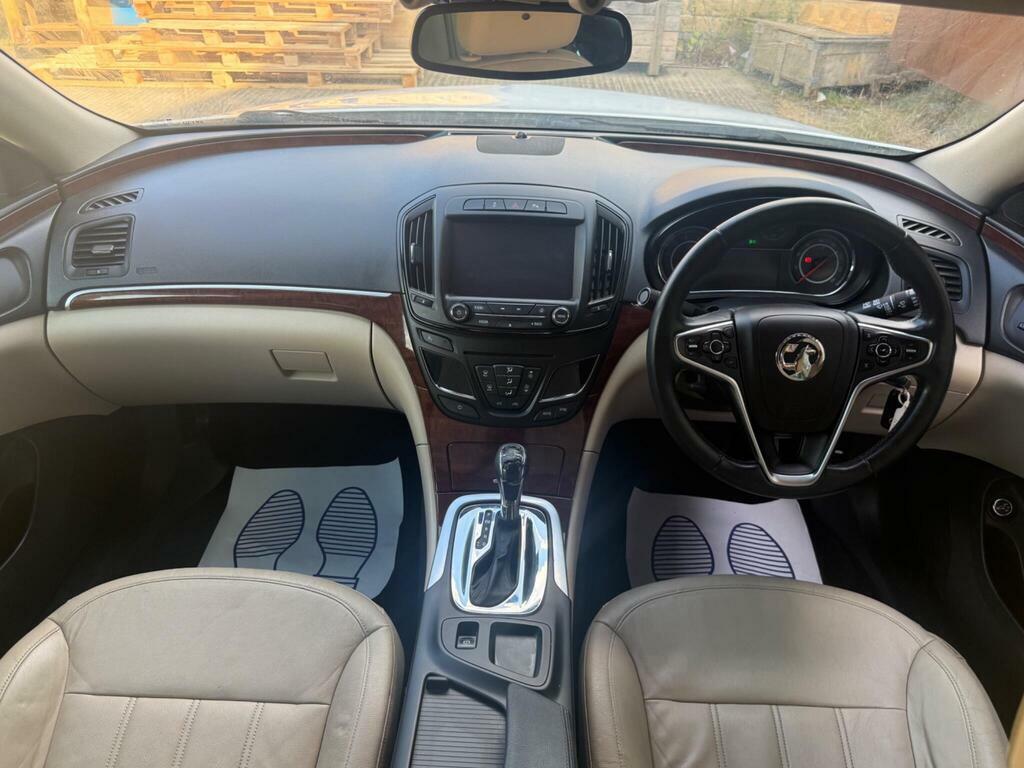 Vauxhall Insignia Estate 1.6 Cdti Sri VX Line Sports Tourer Euro 6 White #17