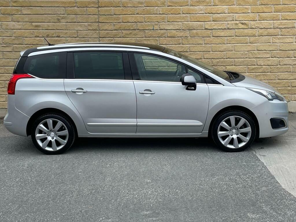 Peugeot 5008 Active  #8