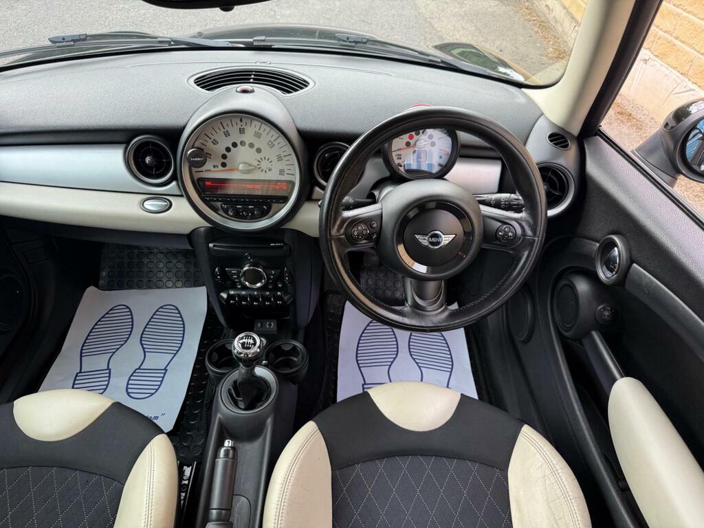 Mini Clubman Cooper D White #21