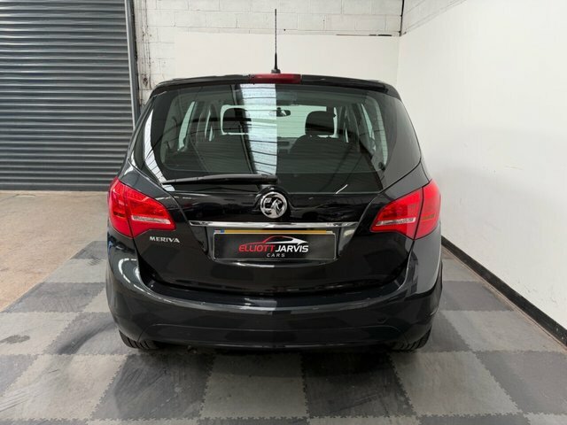 Vauxhall Meriva Tech Line White #11