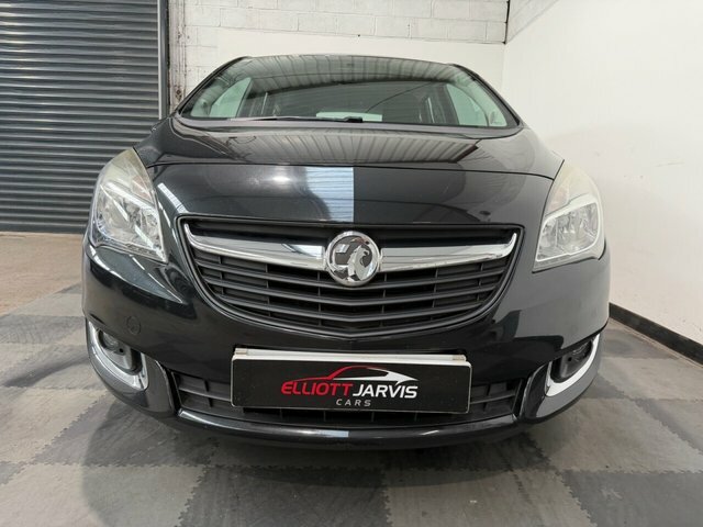 Vauxhall Meriva Tech Line White #10