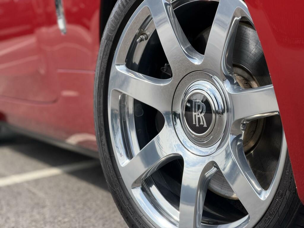 Rolls-Royce Dawn 6.6 V12 Red #3