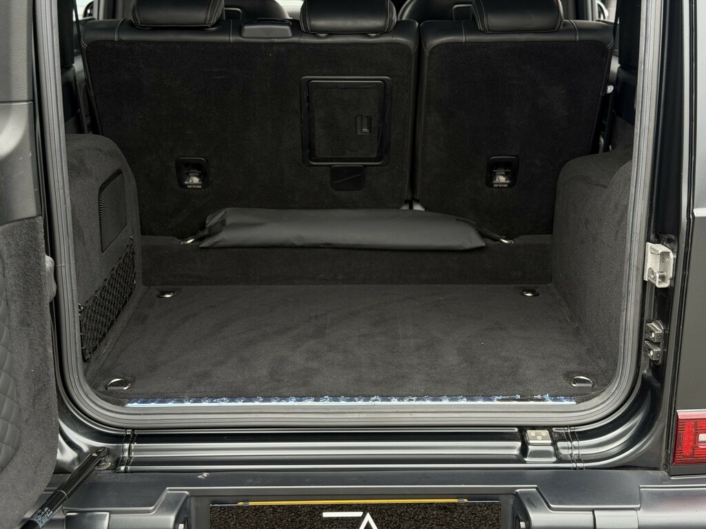 Mercedes-Benz G Class 4.0L 4.0 V8 Biturbo Amg Carbon Edition Suv Pet Black #62