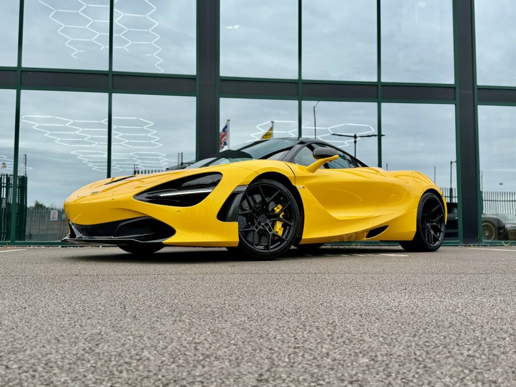 McLaren 720S Performance Black #20