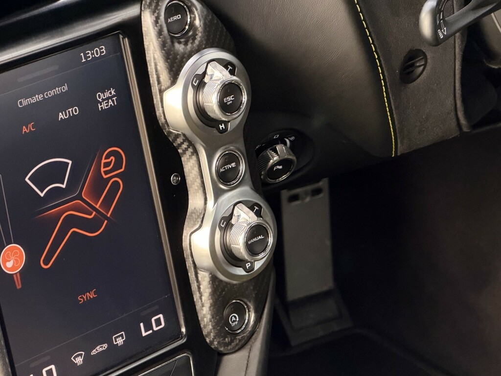 McLaren 720S Performance Black #49