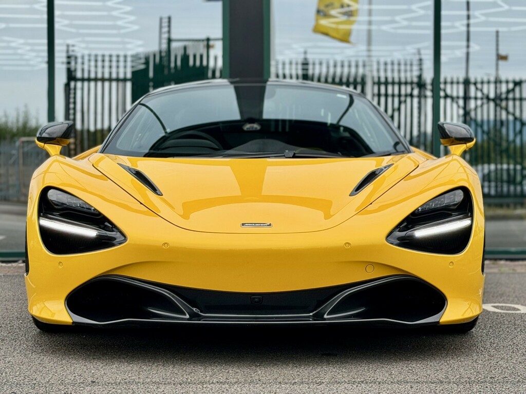 McLaren 720S Performance Black #14