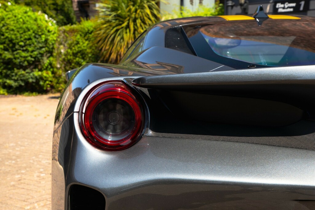 Ferrari 488 Pista 3.9T V8 Spider F1 Dct Euro 6 Ss Black #71