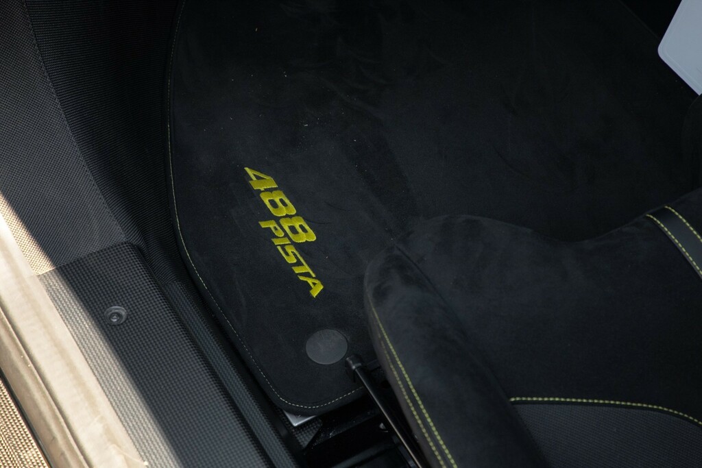 Ferrari 488 Pista 3.9T V8 Spider F1 Dct Euro 6 Ss Black #83