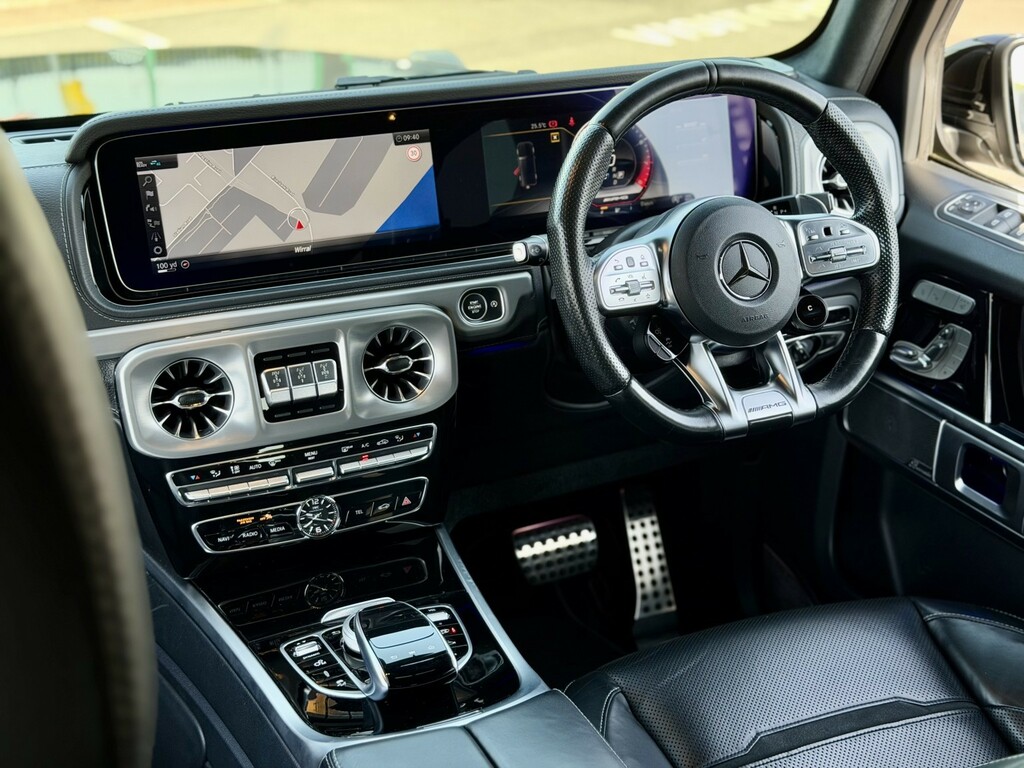 Mercedes-Benz G Class 4.0 G63 V8 Biturbo Amg Black #2