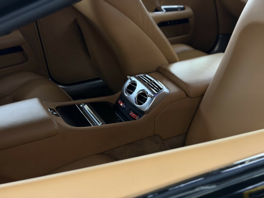 Rolls-Royce Wraith 6.6 V12 Coupe Euro 6 624 Bhp Silver #56