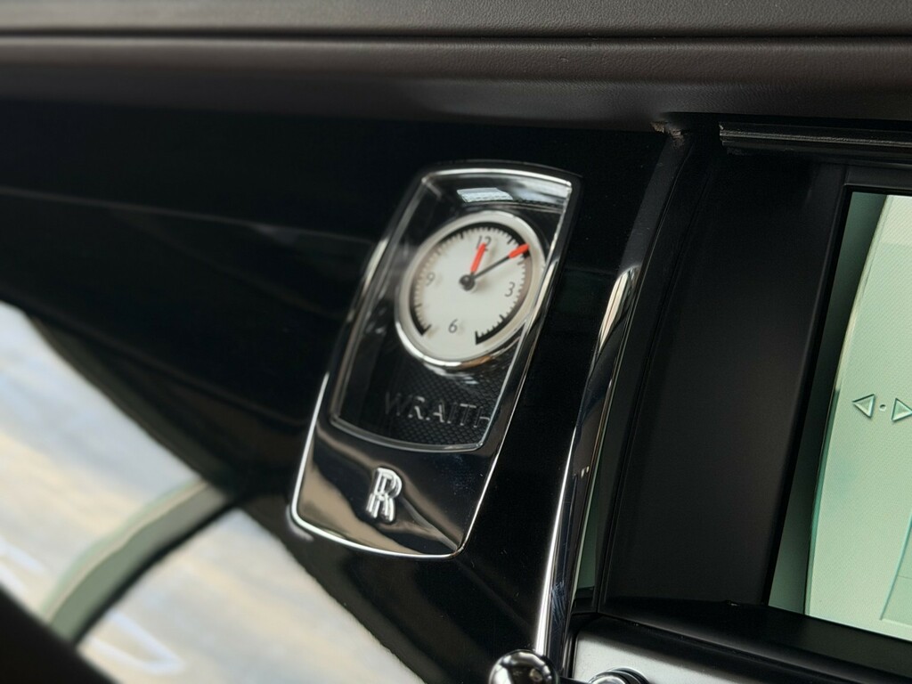 Rolls-Royce Wraith 6.6 V12 Coupe Euro 6 624 Bhp Silver #48