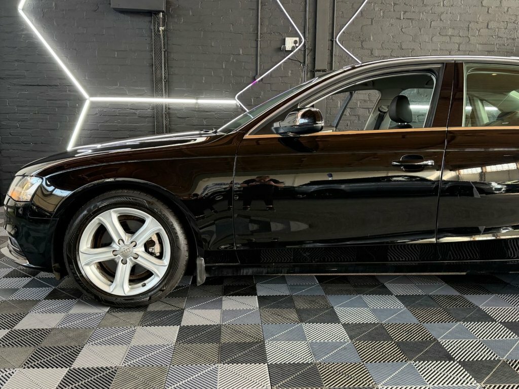 Audi A4 2L Se Technik Black #4