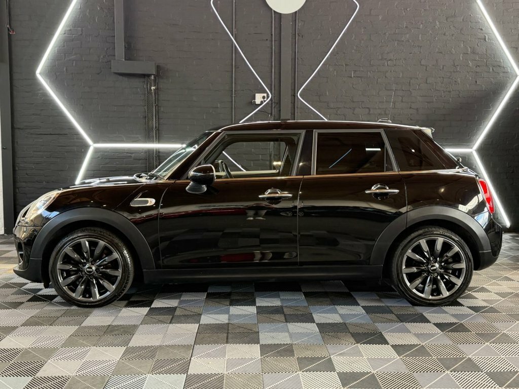 Mini Hatch 1.5L Cooper Black #2