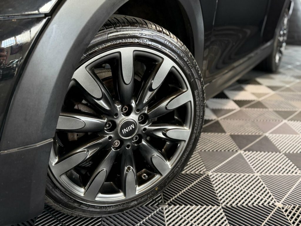 Mini Hatch 1.5L Cooper Black #6