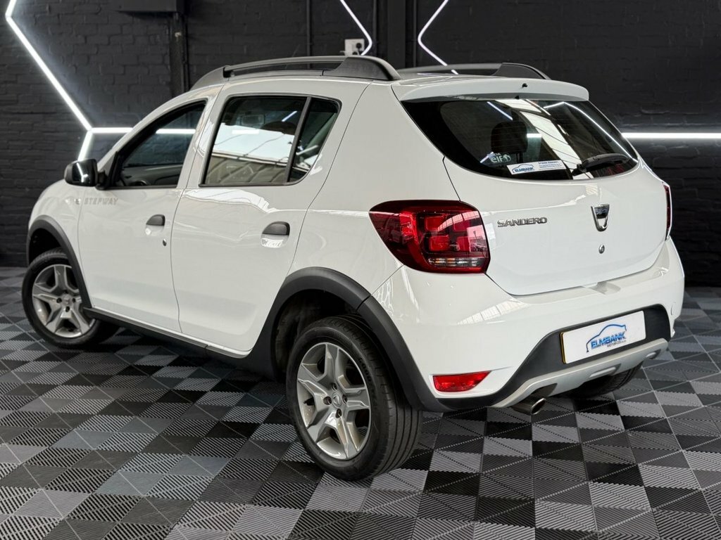 Dacia Sandero Stepway 0.9 Tce Comfort Hatchback Euro 6 Grey #12