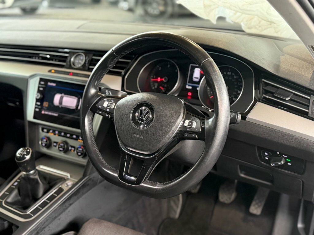 Volkswagen Passat 1.5 Tsi Evo 150 Se Business Grey #30