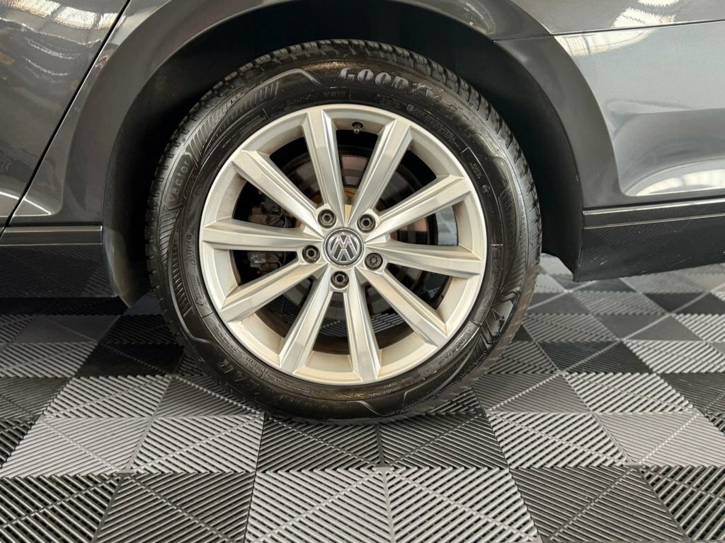 Volkswagen Passat 1.5 Tsi Evo 150 Se Business Grey #7