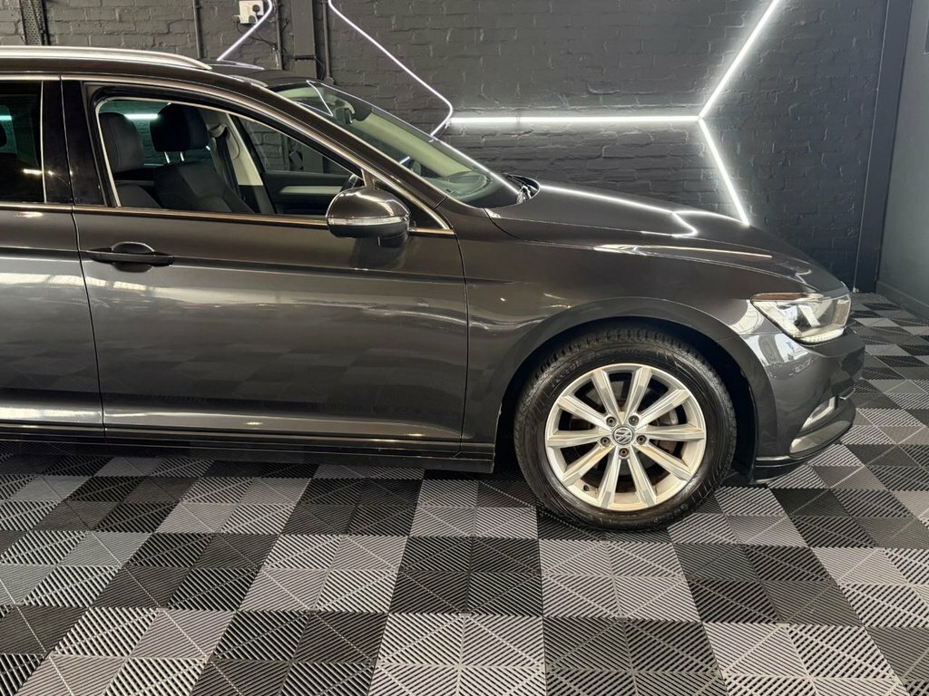 Volkswagen Passat 1.5 Tsi Evo 150 Se Business Grey #22