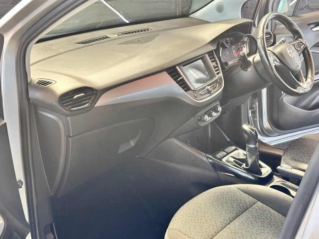Vauxhall Crossland X 1.2 Tech Line Nav Suv Euro 6 81 Black #36