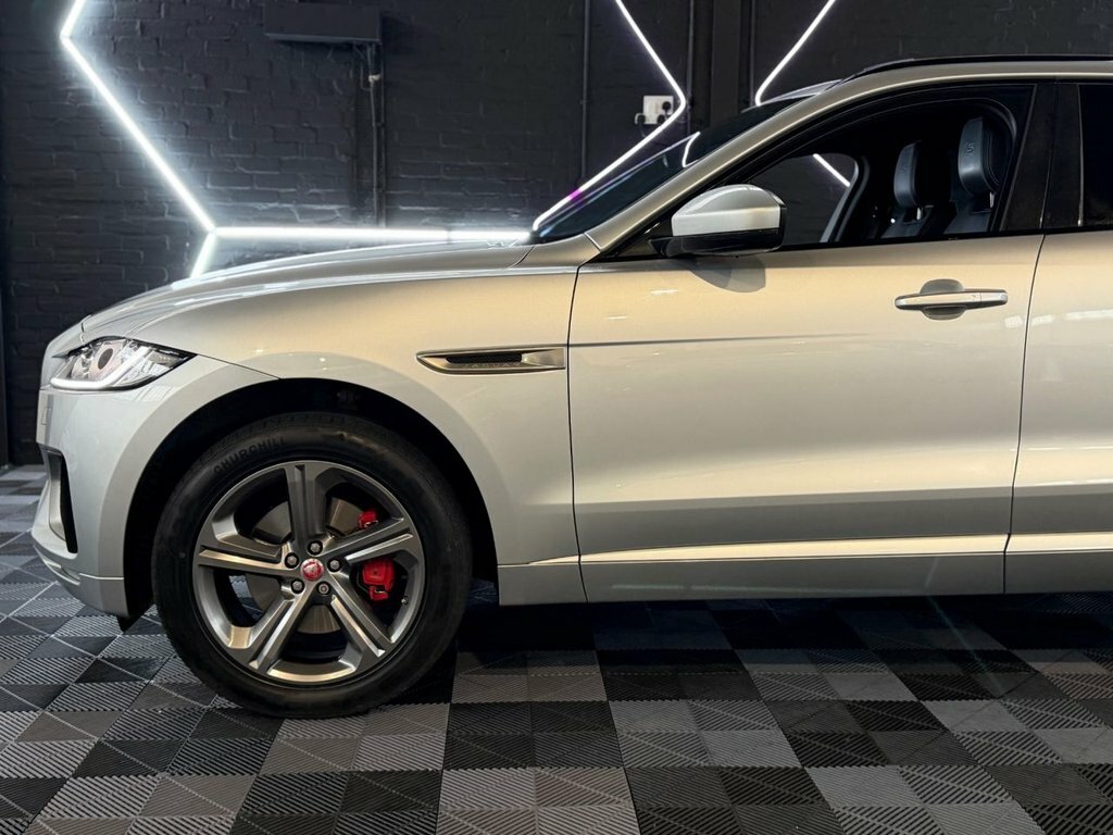 Jaguar F-Pace 3L S FG67ORW Silver #5