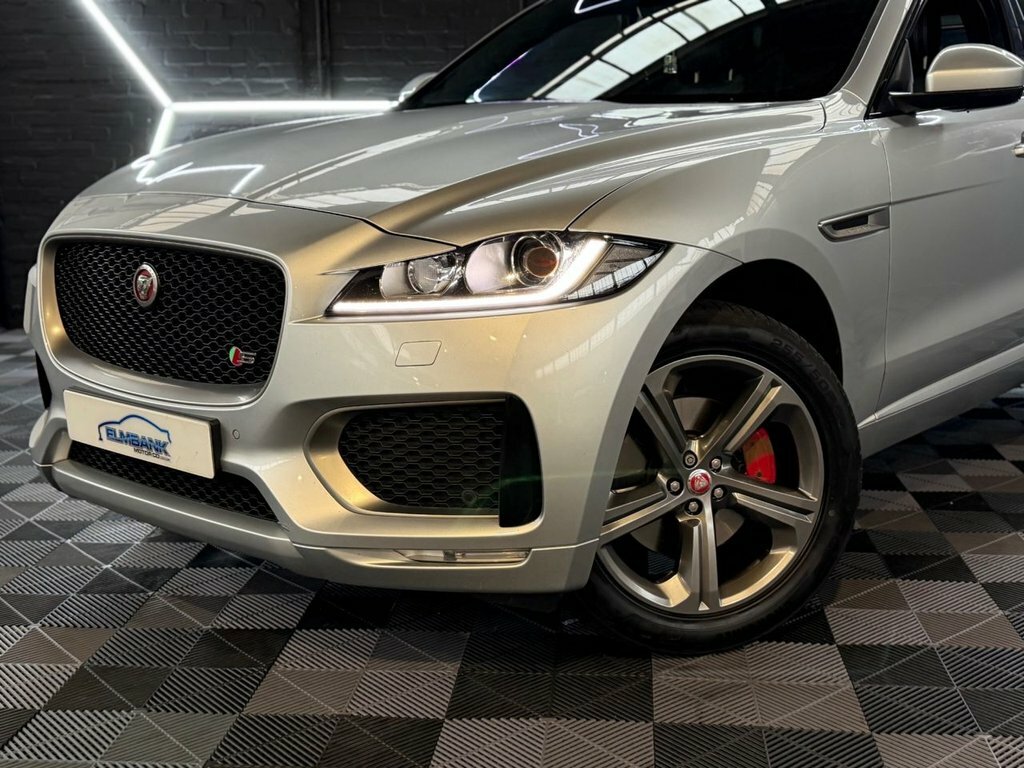 Jaguar F-Pace 3L S FG67ORW Silver #2