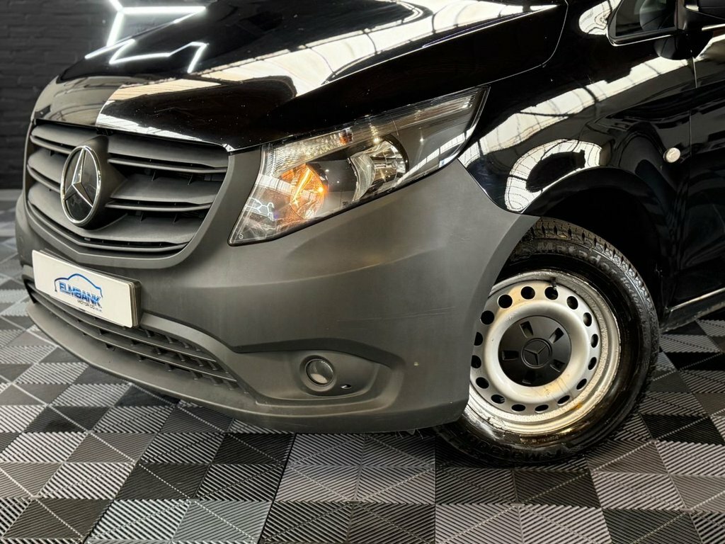 Mercedes-Benz Vito 2L Progressive FJ22UZN Black #3