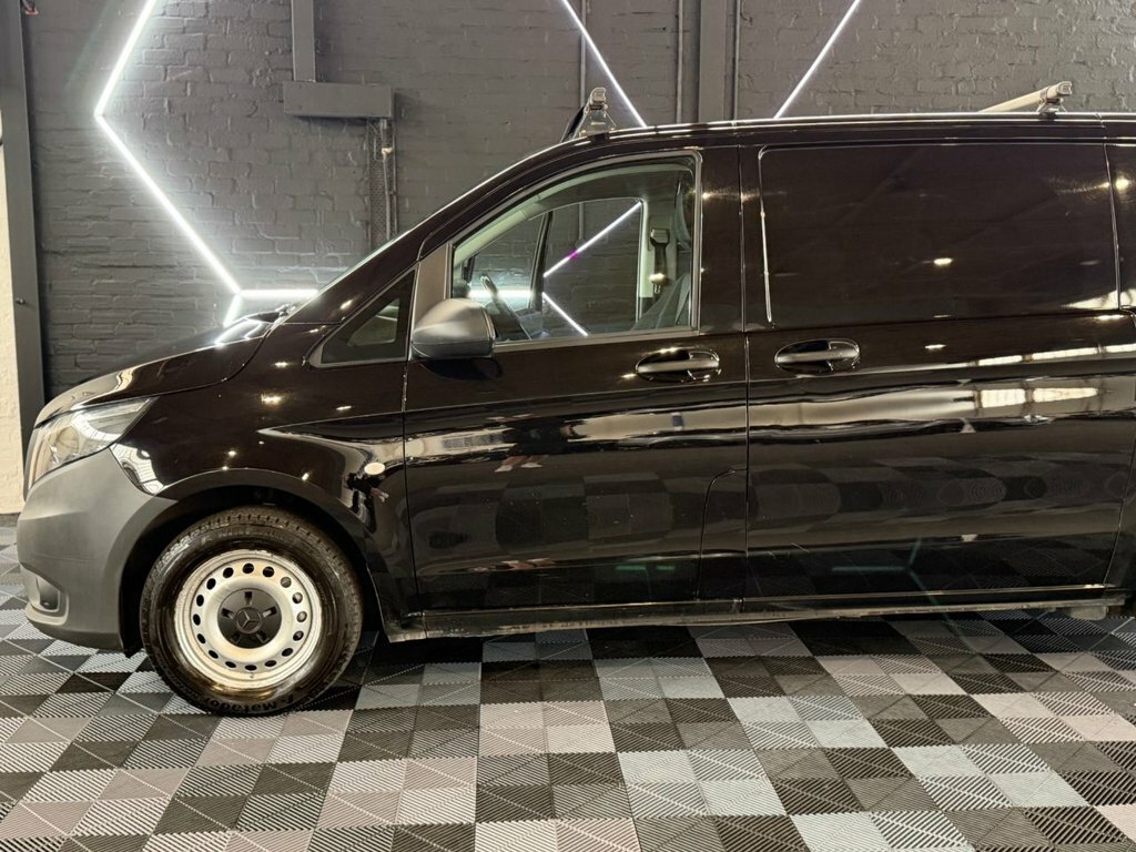 Mercedes-Benz Vito 2L Progressive FJ22UZN Black #5