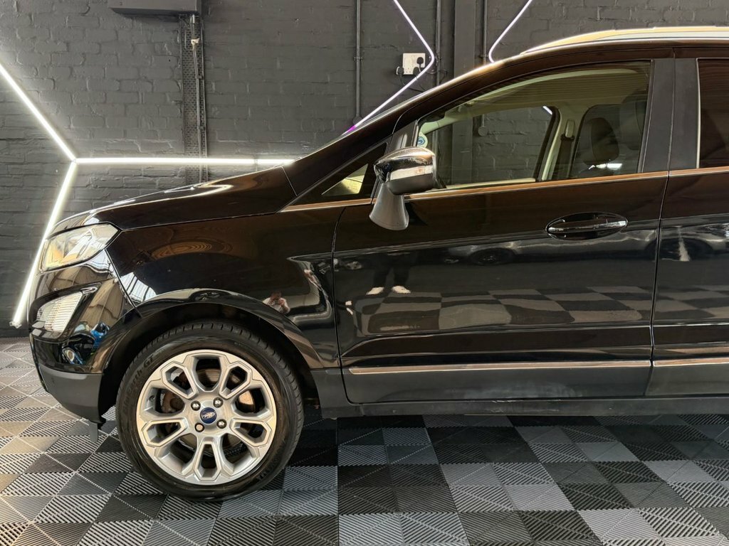 Ford Ecosport 1L Titanium Black #3