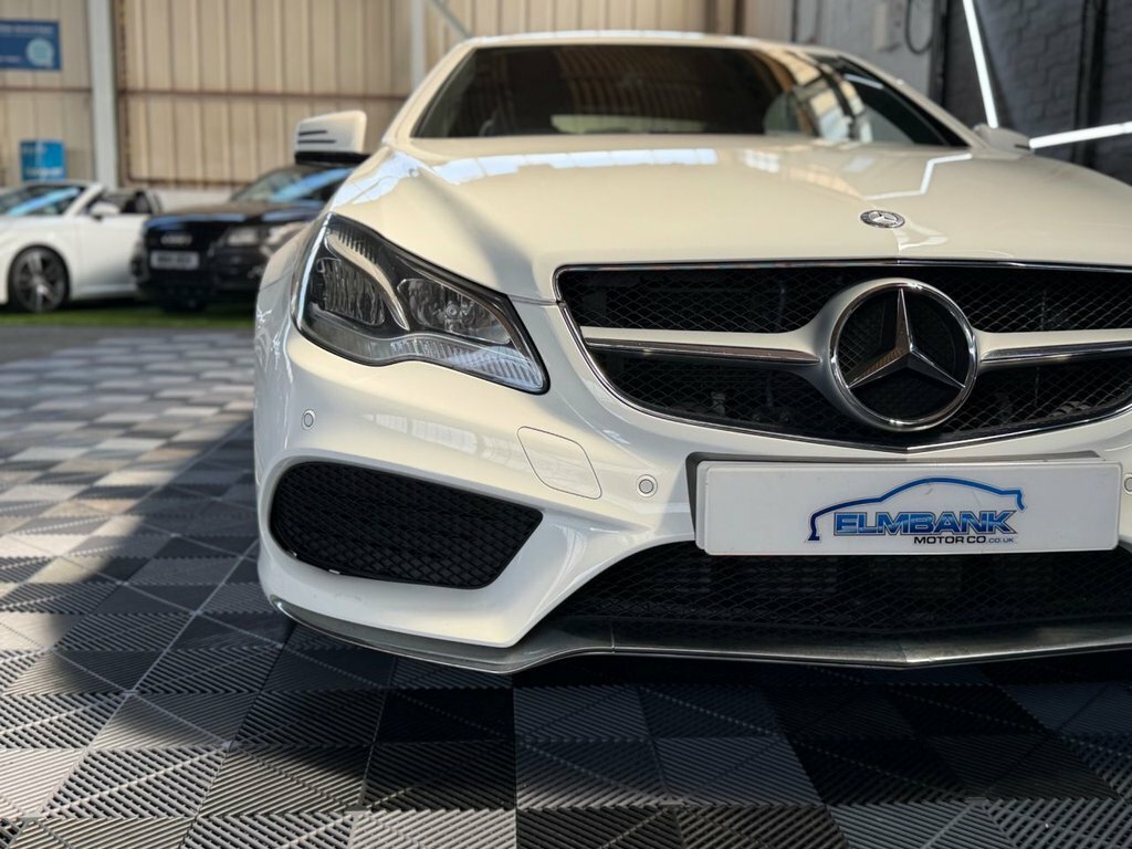 Mercedes-Benz E Class E350 V6 Bluetec Amg Sport White #37